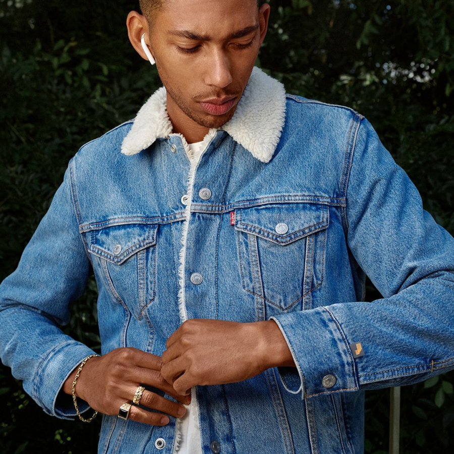 Levi’s Trucker Jacket with Jacquard by Google