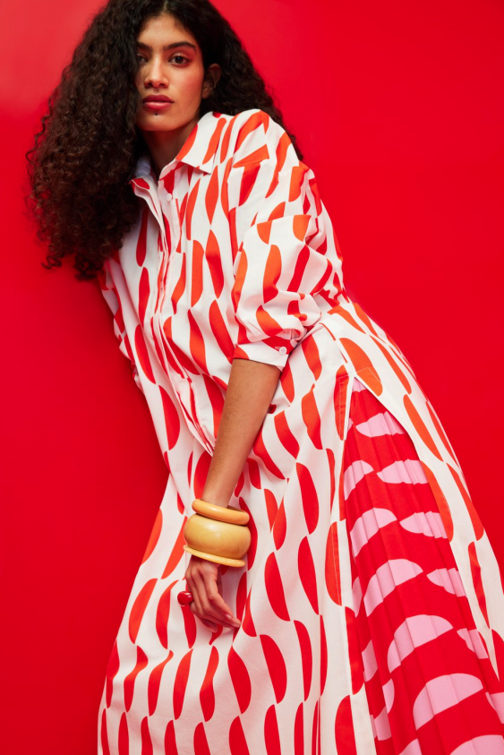 Bella Hadid’in Trendlere Uyumlu Seçiminden Loewe’nin Yeni Koleksiyonuna Haftanın Moda Haberleri