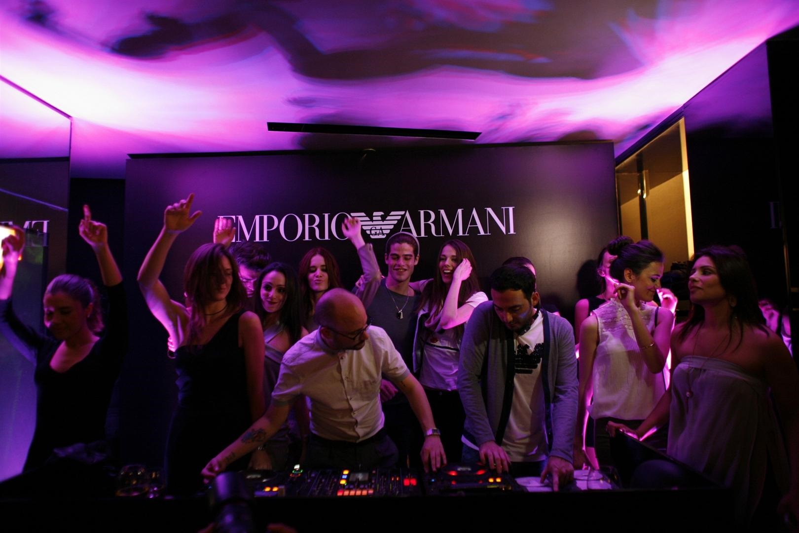 Emporio Armani Suadiye mağazası görkemli bir partiyle açıldı.