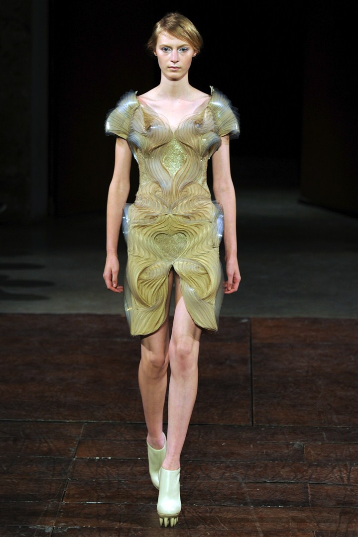 Iris Van Herpen 2012 İlkbahar/Yaz Couture