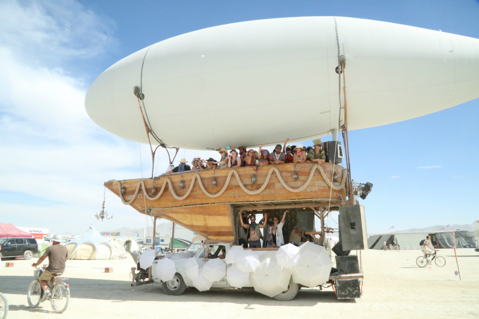 Burning Man 2016'nın Dikkat Çeken Anları