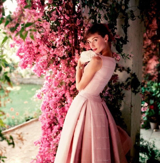 Audrey Hepburn'ün İkonik Stilinden Öğrendiklerimiz