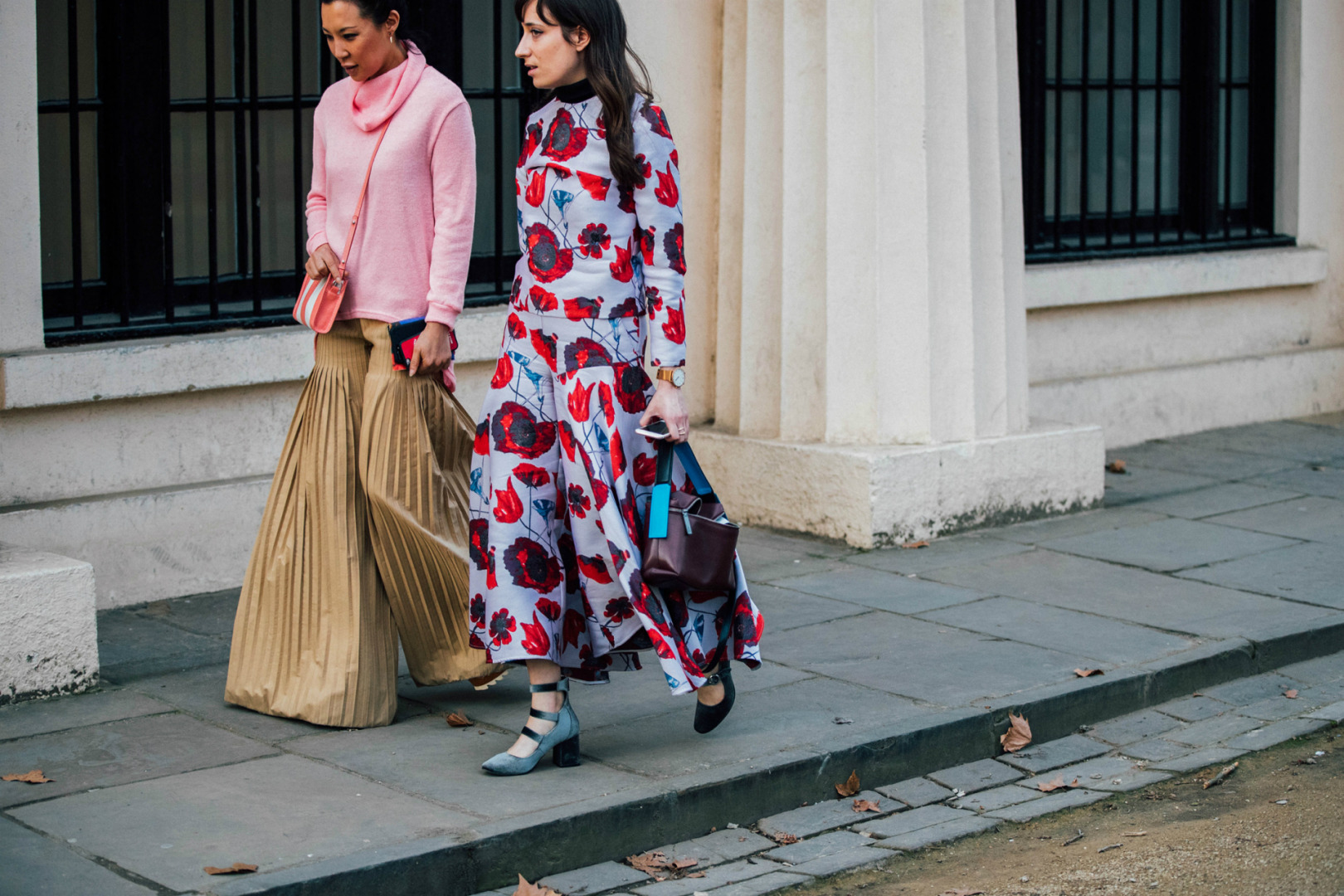 Sokak Stili: 2017 Sonbahar/Kış Londra Moda Haftası 4. ve 5. Gün