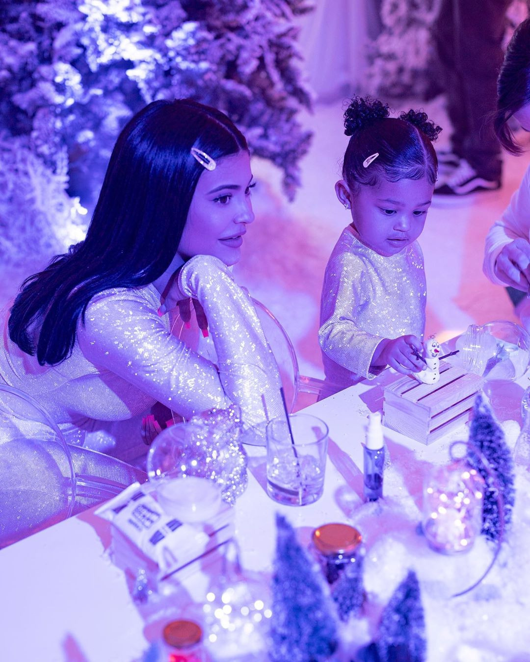 Kylie Jenner'ın Kızı Stormi'ye Yaptığı 4 Sürpriz