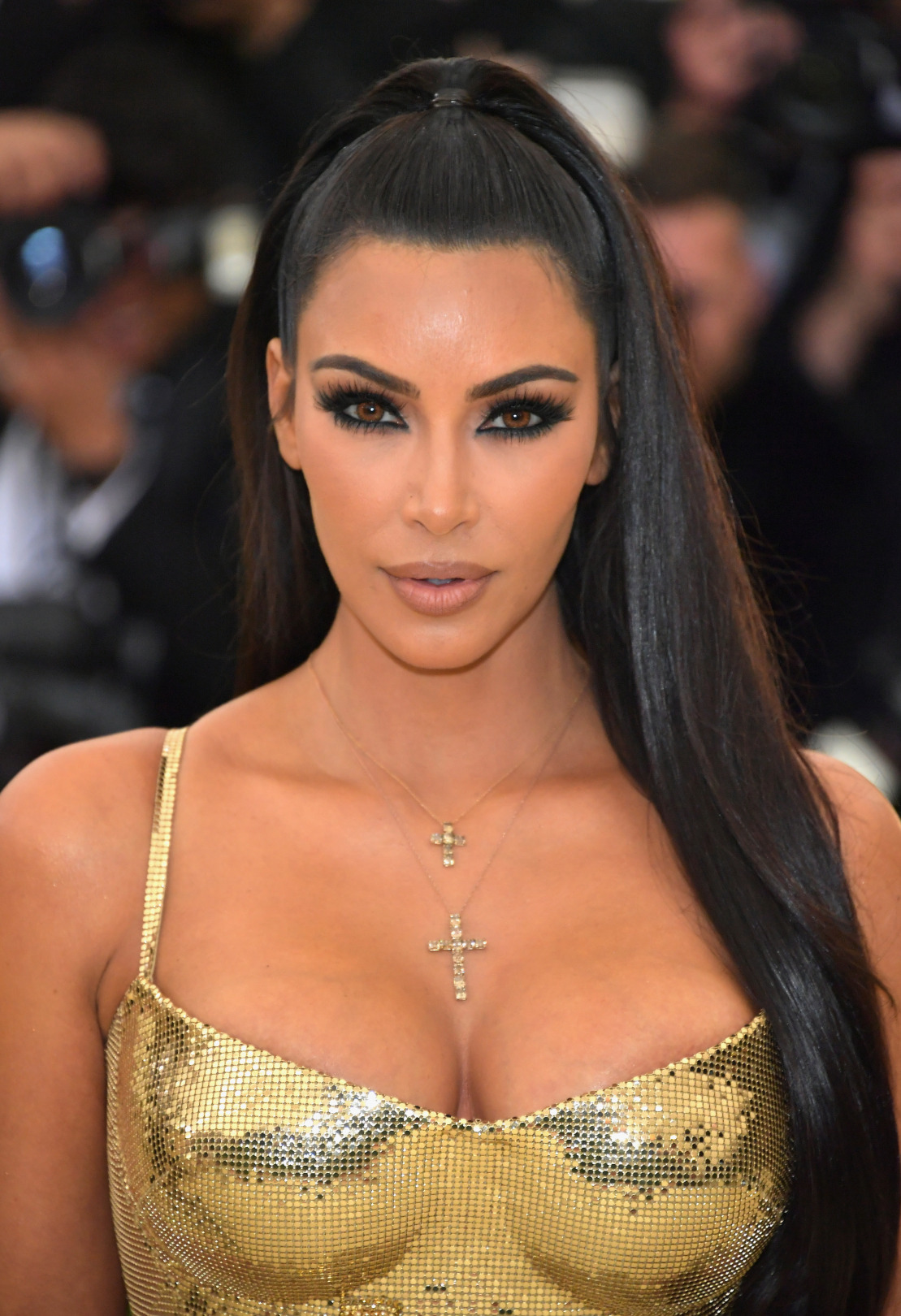 Irina Shayk'tan Kim Kardashian'a Düz Saçlara İlham Veren 33 Ünlü