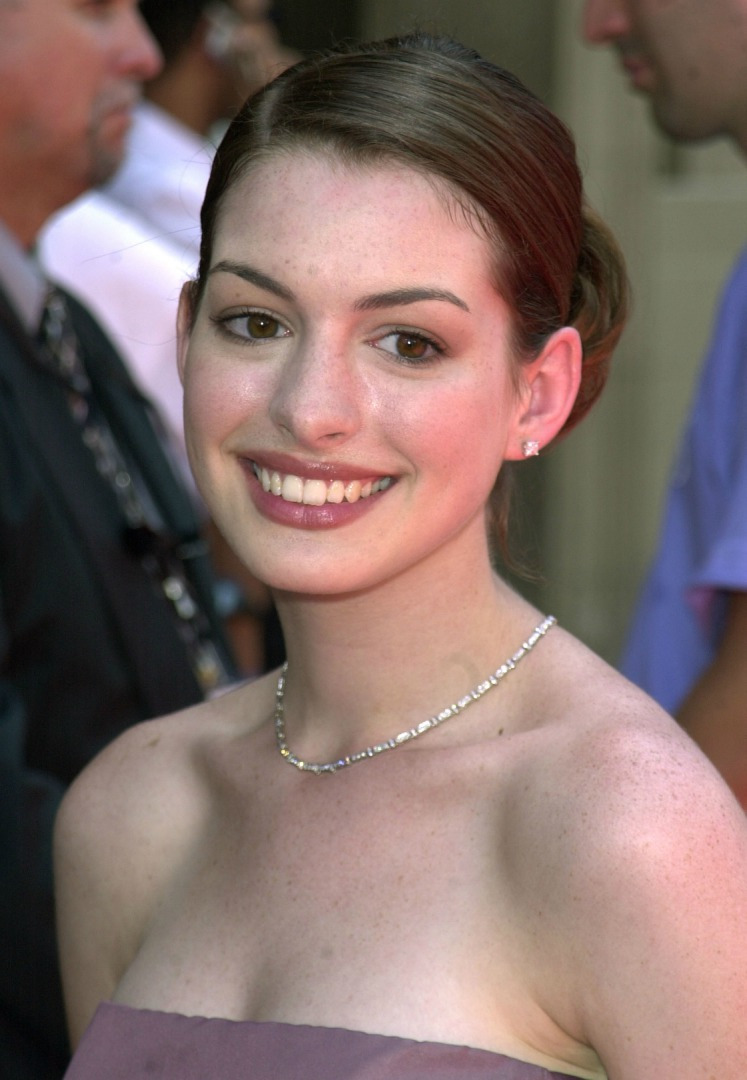 Anne Hathaway'in Güzellik Evrimi