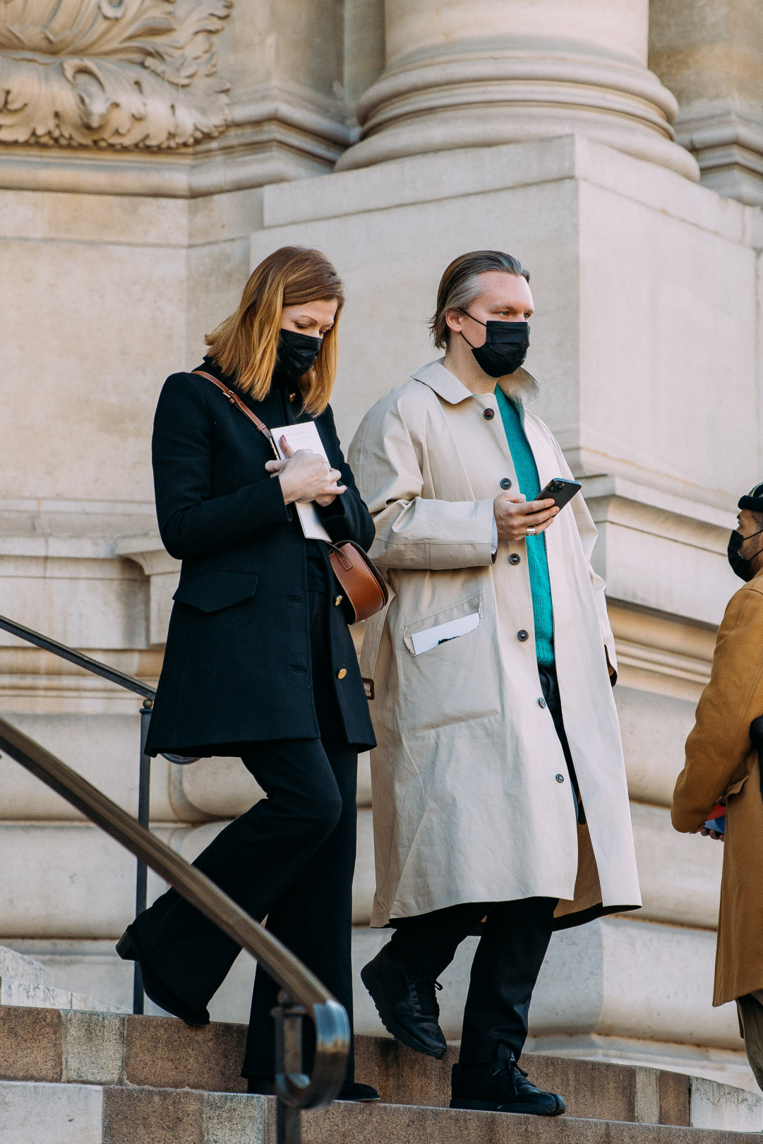 Sokak Stili: 2022 İlkbahar/Yaz Paris Haute Couture Moda Haftası