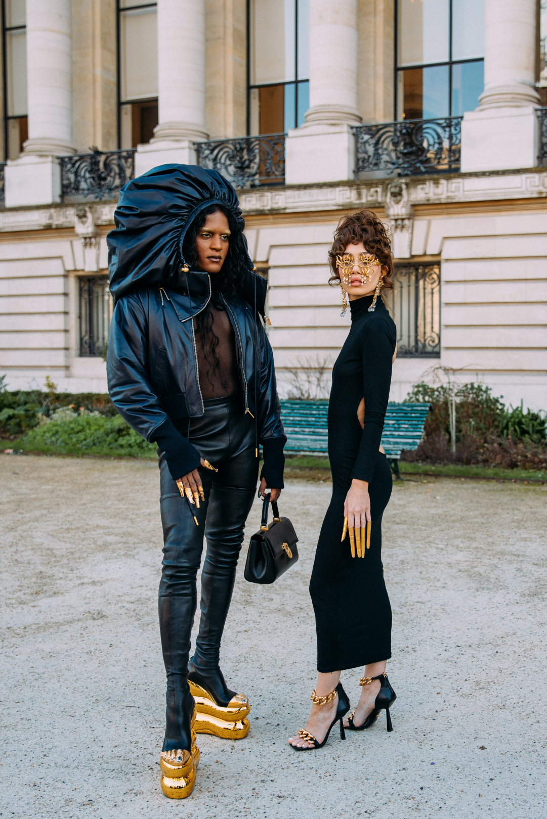 Sokak Stili: 2022 İlkbahar/Yaz Paris Haute Couture Moda Haftası