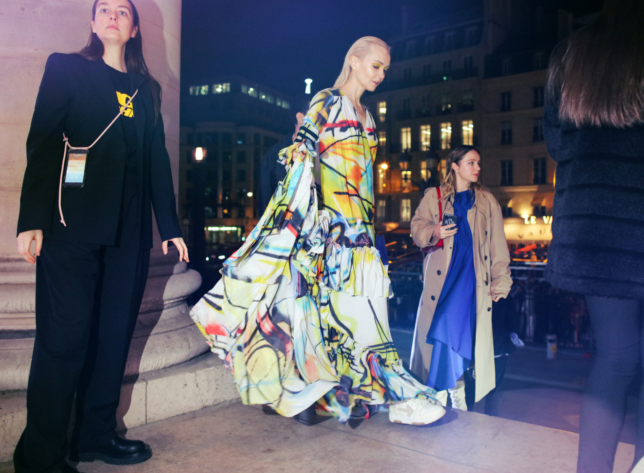 Sokak Stili: Paris Moda Haftası 2022-23 Sonbahar/Kış