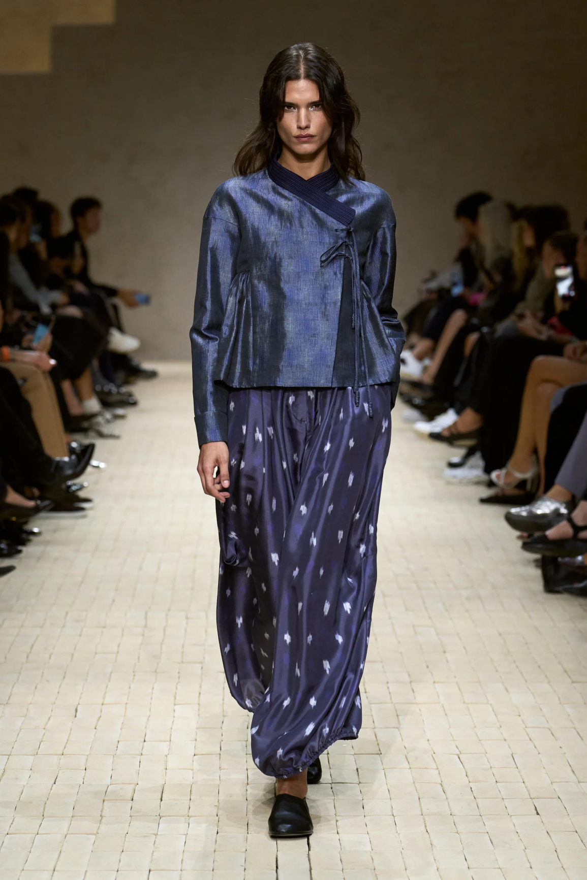 VOGUE RUNWAY