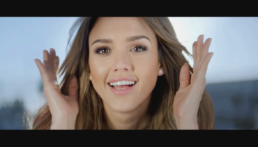 Işıltılı Bir Cilt