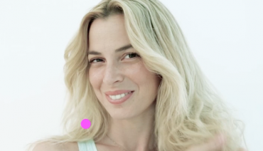 Kumsal Partisinde Göz Alıcı Saçlara Sahip Olmanın Yolları