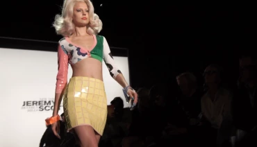 Video: Jeremy Scott 2016 İlkbahar/Yaz