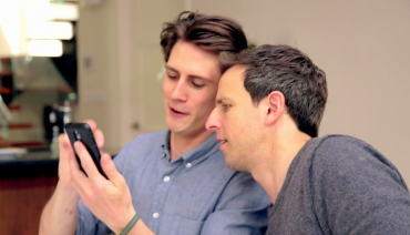 Seth Meyers Küçük Bir Aile Sırrını Paylaşıyor