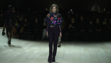 Video: Burberry Sonbahar/Kış 2016-17