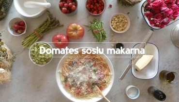 #VogueGurme: Taze Domates Soslu Yaz Makarnası
