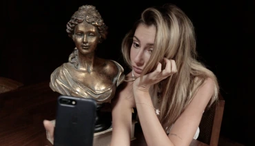 Tüm İncelikleriyle Selfie Sanatı: Şeyma Subaşı