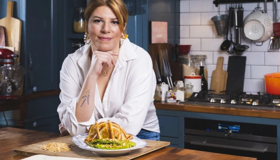#VogueKitchenette: Esen Hünal’dan Sevgililer Günü’ne Özel Beef Wellington