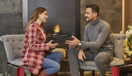 Bana Arkadaşını Söyle