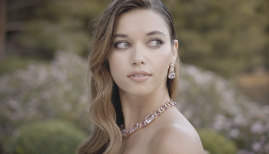 Parıltısıyla Göz Kamaştıran Bir Gece