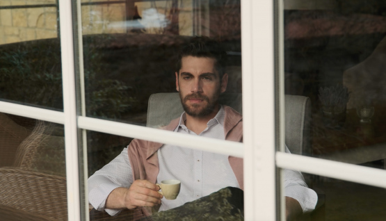 Modern Centilmen Emre Bey