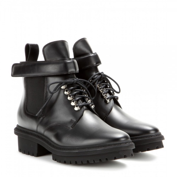 Balenciaga 795 Euro
