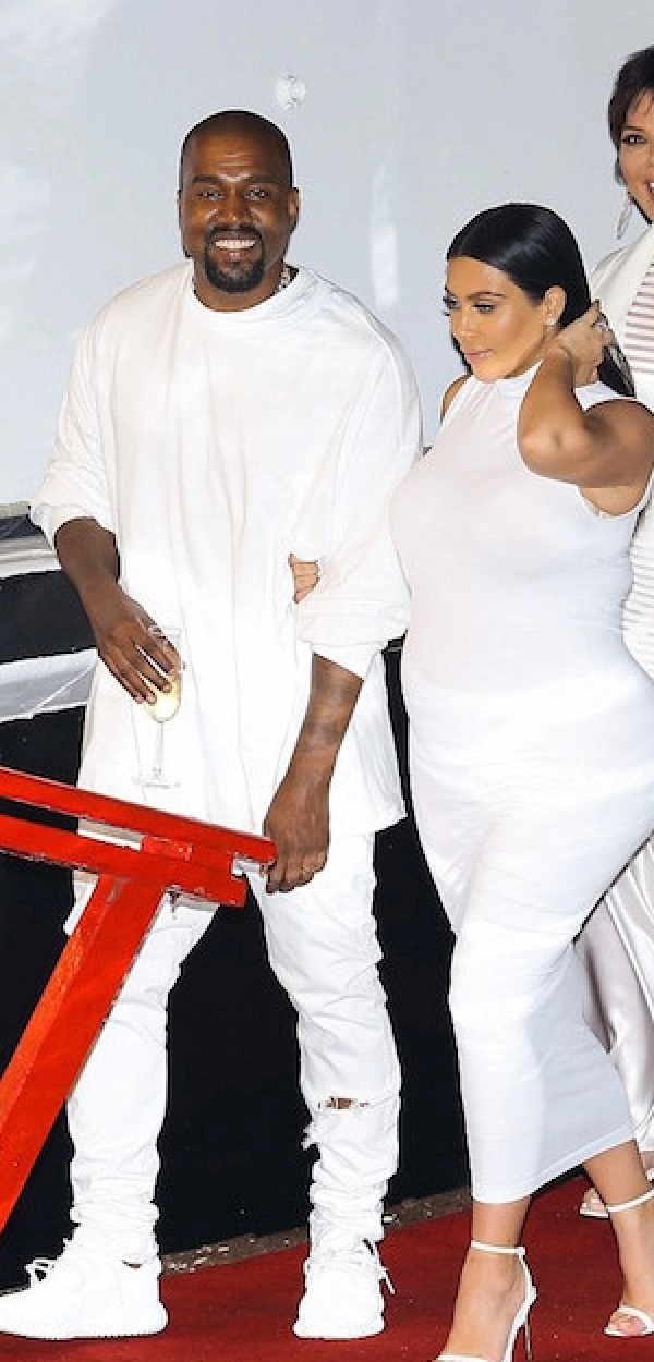 Kim Kardashian Kanye West beyaz