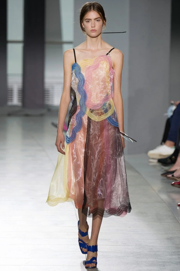 Christopher Kane'den Ham Sanat Christopher Kane İlkbahar Yaz 2016