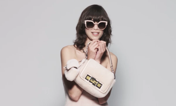 Fendi'den Shearling Mania Fendi
