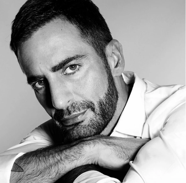 Gazeteciye Marc Jacobs Ayarı Marc Jacobs