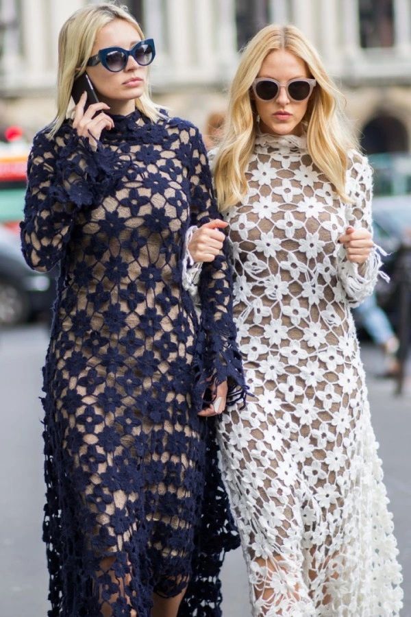 Stil İkizleri: Shea Marie ve Caroline Vreeland Shea Marie ve Caroline Vreeland