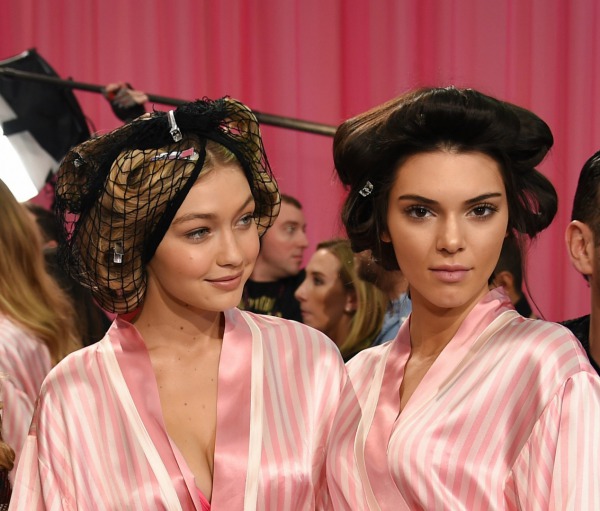 Gigi Hadid ve Kendall Jenner