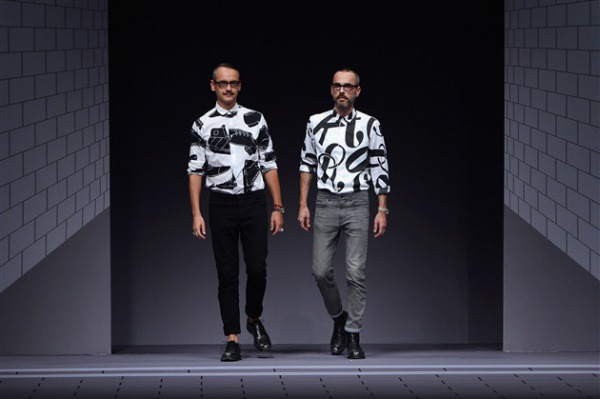 Viktor & Rolf Yola Haute Couture ile Devam Ediyor