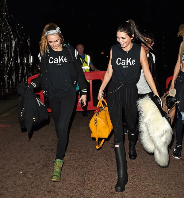 Kendall Jenner ve Cara Delevingne'in Markası CaKe Kendall Jenner ve Cara Delevingne'in Markası CaKe