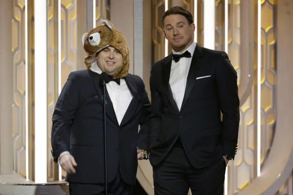 73. Golden Globe Awards: En Eğlenceli 6 Anı Rachel Bloom