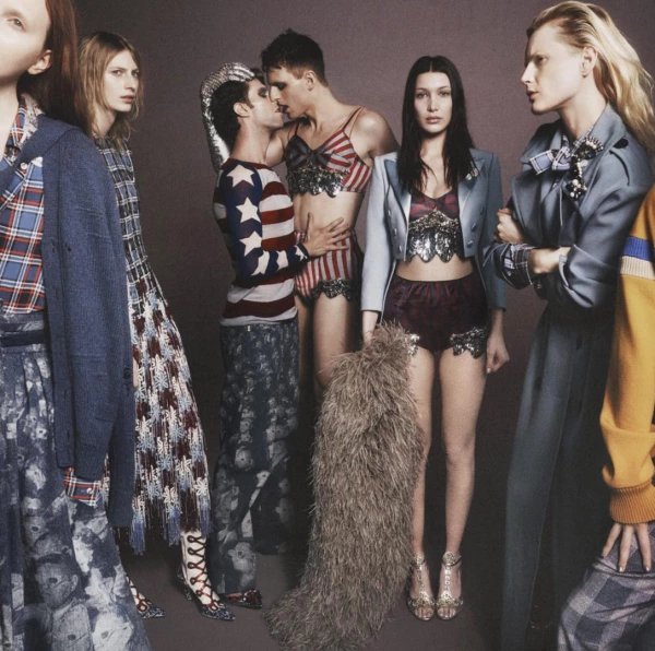 Marc Jacobs İlkbahar/Yaz 2016