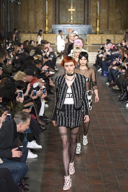 Altuzarra ve Alexander Wang: Asil, Asi'ye Karşı Altuzarra ve Alexander Wang: Asil, Asi'ye Karşı
