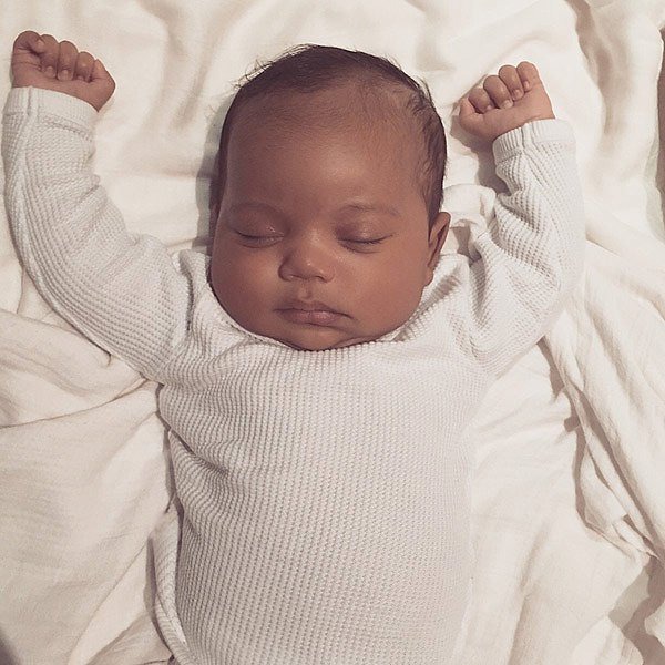 Ve Beklenen Fotoğraf: Saint West