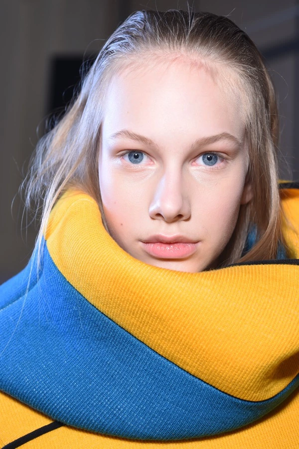 Londra Moda Haftası'nda Mükemmeliyetçi Doğallık J.W Anderson