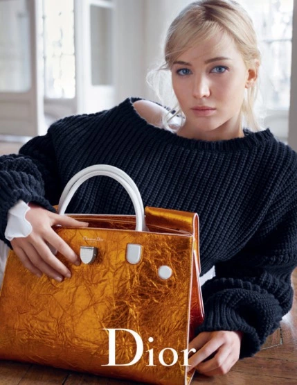 Jennifer Lawrence'ın Muhteşem Dior Konforu Jennifer Lawrence Dior