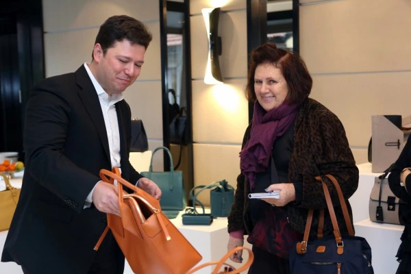 Desa’nın Milano Moda Haftası Çıkarması Suzy Menkes