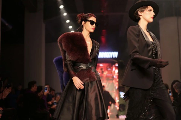 Mercedes-Benz Fashion Week Istanbul İçin Geri Sayım Hakan Akkaya