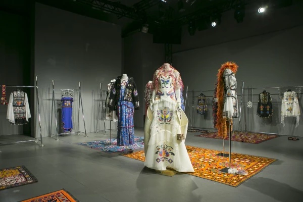 Mercedes-Benz Fashion Week Istanbul: 4. Gün Notları Mercedes-Benz Fashion Week Istanbul: 4. Gün Notları