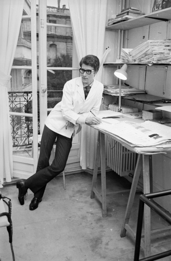 Bir Devrin Mimarı: Yves Saint Laurent