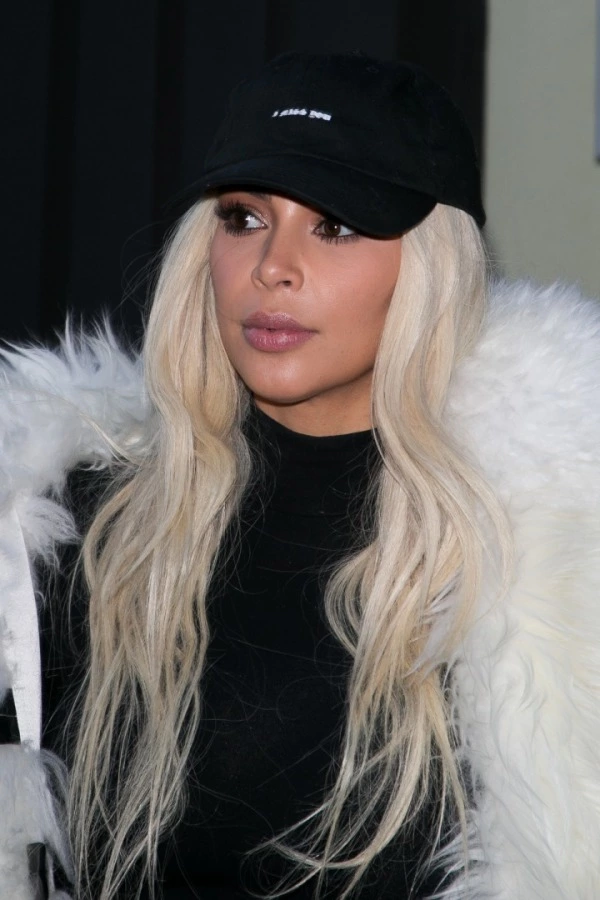 Beyzbol Şapkalarının Beklenmedik Yükselişi Kim Kardashian