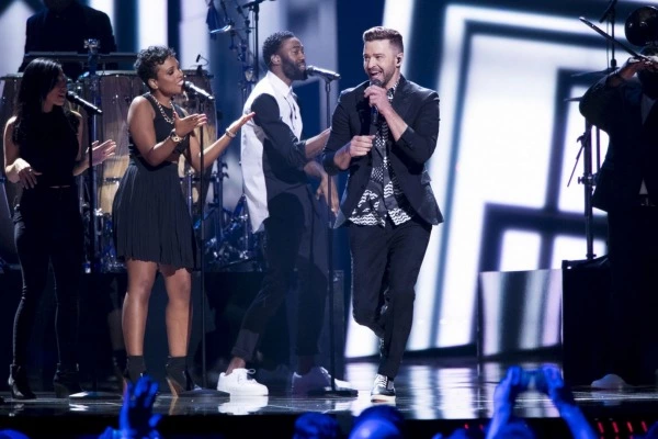 Eurovision'da Justin Timberlake ile Esen Amerikan Rüzgarı Justin Timberlake Eurovision