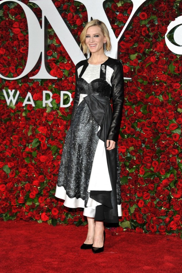 Cate Blanchett, Elbise: Louis Vuitton