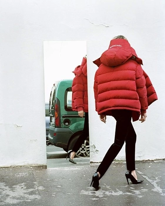 Demna Gvasalia İmzalı Balenciaga Bambaşka! Balenciaga Sonbahar/Kış 2016-17