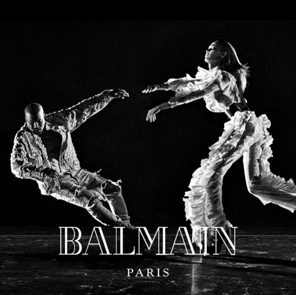 Kanye West Yine Balmain Ordusunun Başında Balmain