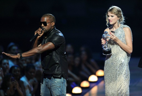 İplerin Koptuğu O İlk An: MTV Video Music Awards 2009